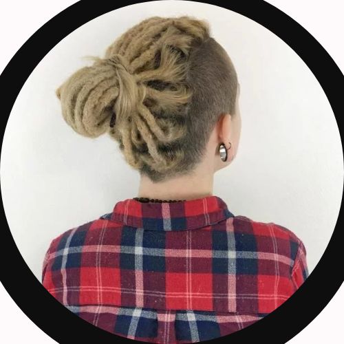 Mohawk Dreads Girls Hairstyle 5