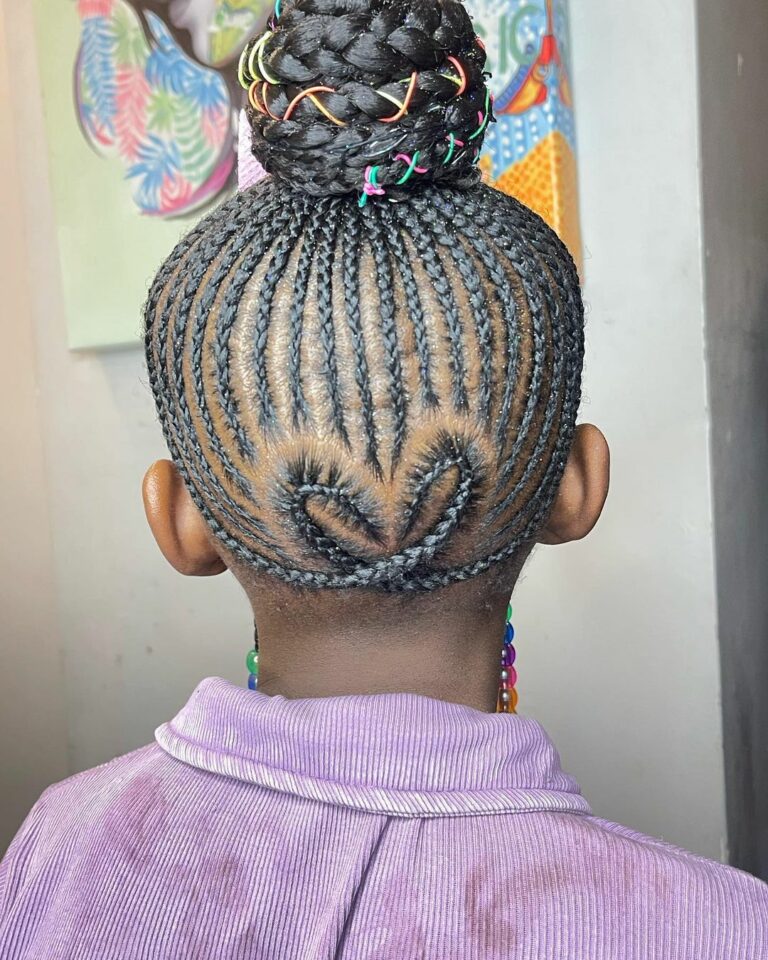 30 Knotless Braids With A Heart On The Side