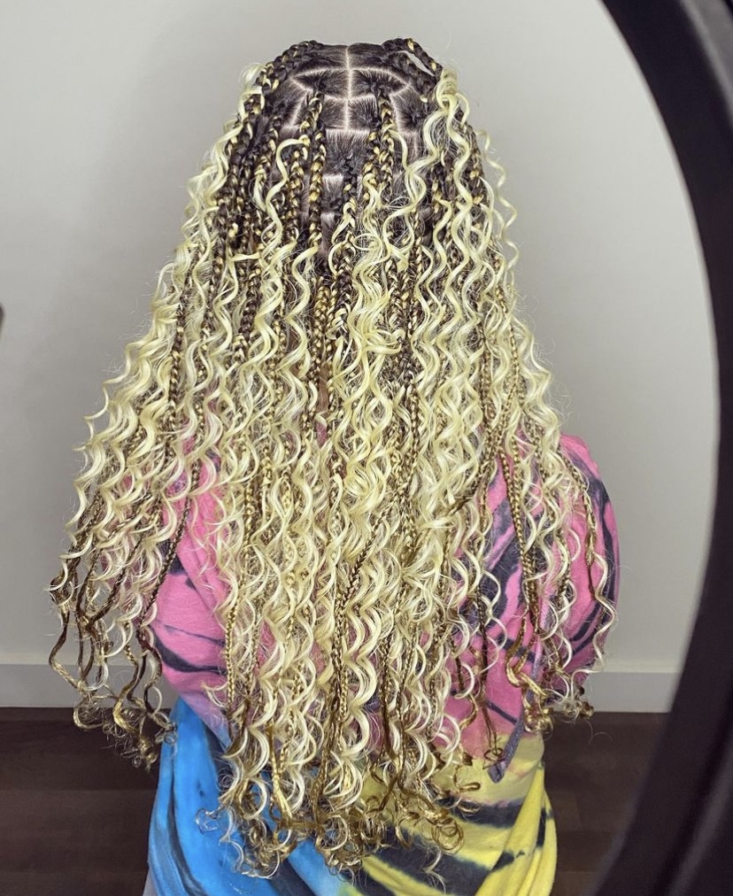 3. Blonde Curly Knotless Braids