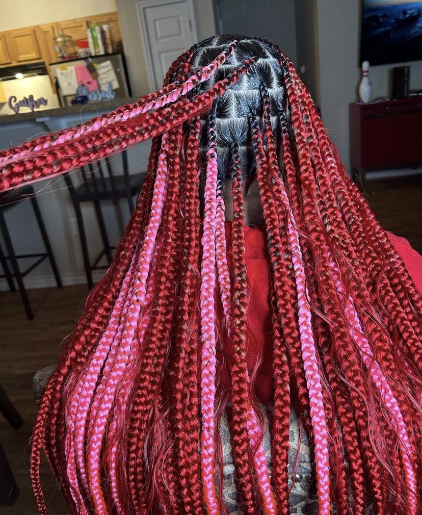 8. Pink Themed Knotless Braids