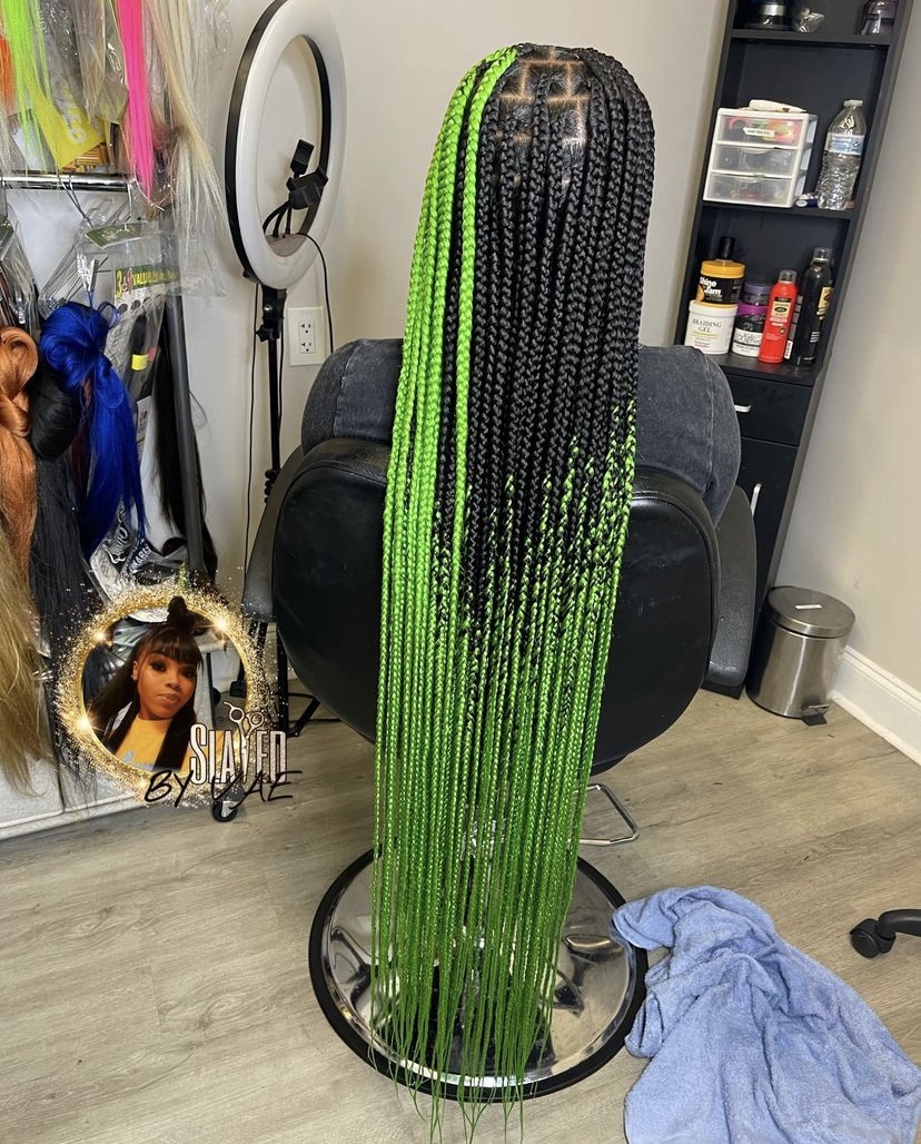 24. Green Knotless Braids