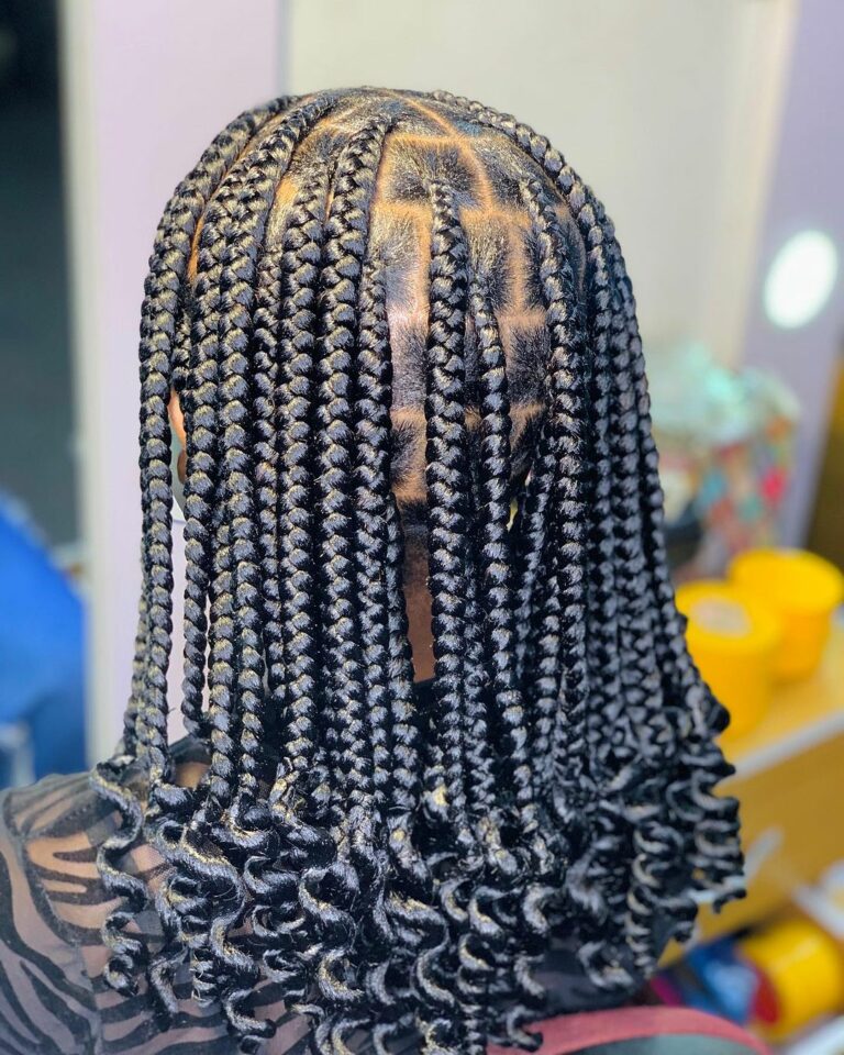Medium Knotless Box Braids: 30 Styles + How-To Guide! 2023