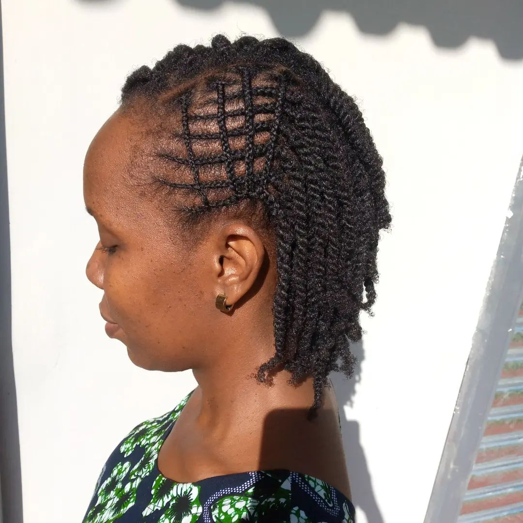 17. Side Crisscross Twist